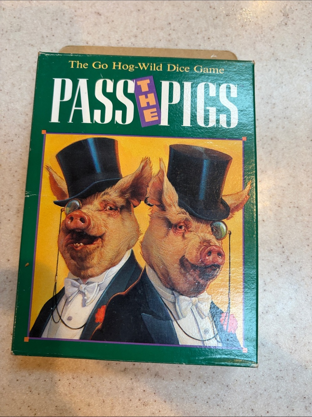 Pass the Pigs Vintage Dice Game
